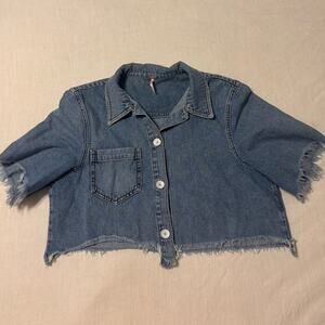 Free People Light Wash Denim Blue Button Up Shirt Crop Top Women’s Sz 10